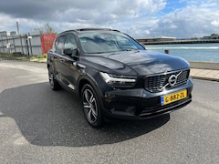 Volvo XC40 - 1.5 T3 R-Design- panoramadak