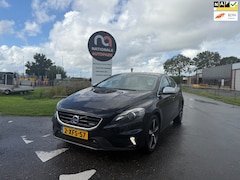 Volvo V40 - 2.0 D4 R-Design Business | 2014 | Diesel | Handgeschakeld