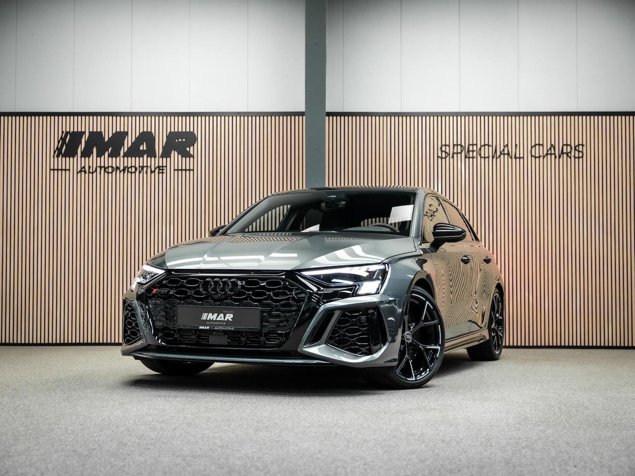 Audi RS3 - Sportback 2.5 TFSI RS 3 quattro PANO|Keramische|Massage|Ex&IN CARBON|HUD|B&O| - AutoWereld.nl