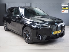 BMW iX - XDrive40 Executive 77 kWh