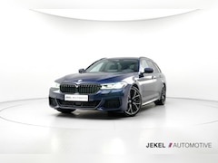 BMW 5-serie Touring - 540d xDrive M-Sport Stoelventilatie, Panoramadak, H/K Geluidsinstallatie, Active steering,
