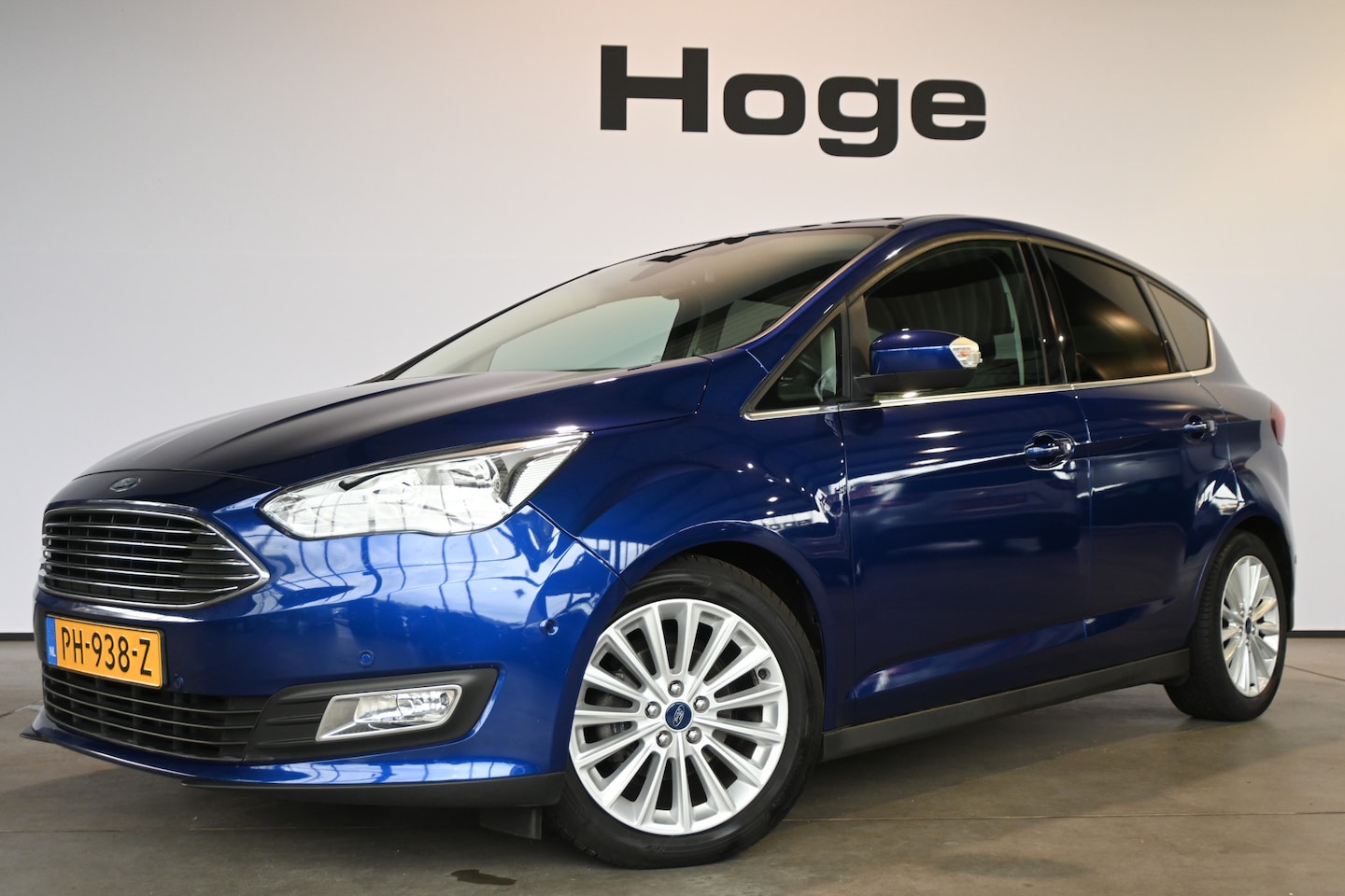 Ford C-Max - 1.0 Titanium Nap! Clima PDC Cruise Navigatie CarPlay 1e Eigenaar! Inruil Mogelijk! - AutoWereld.nl