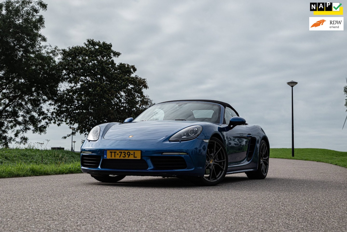 Porsche 718 Boxster - 2.0 299PK - SPORTUITLAAT - SPORTCHRONO - ELEKTRISCHE STOELEN - 20 INCH - AutoWereld.nl