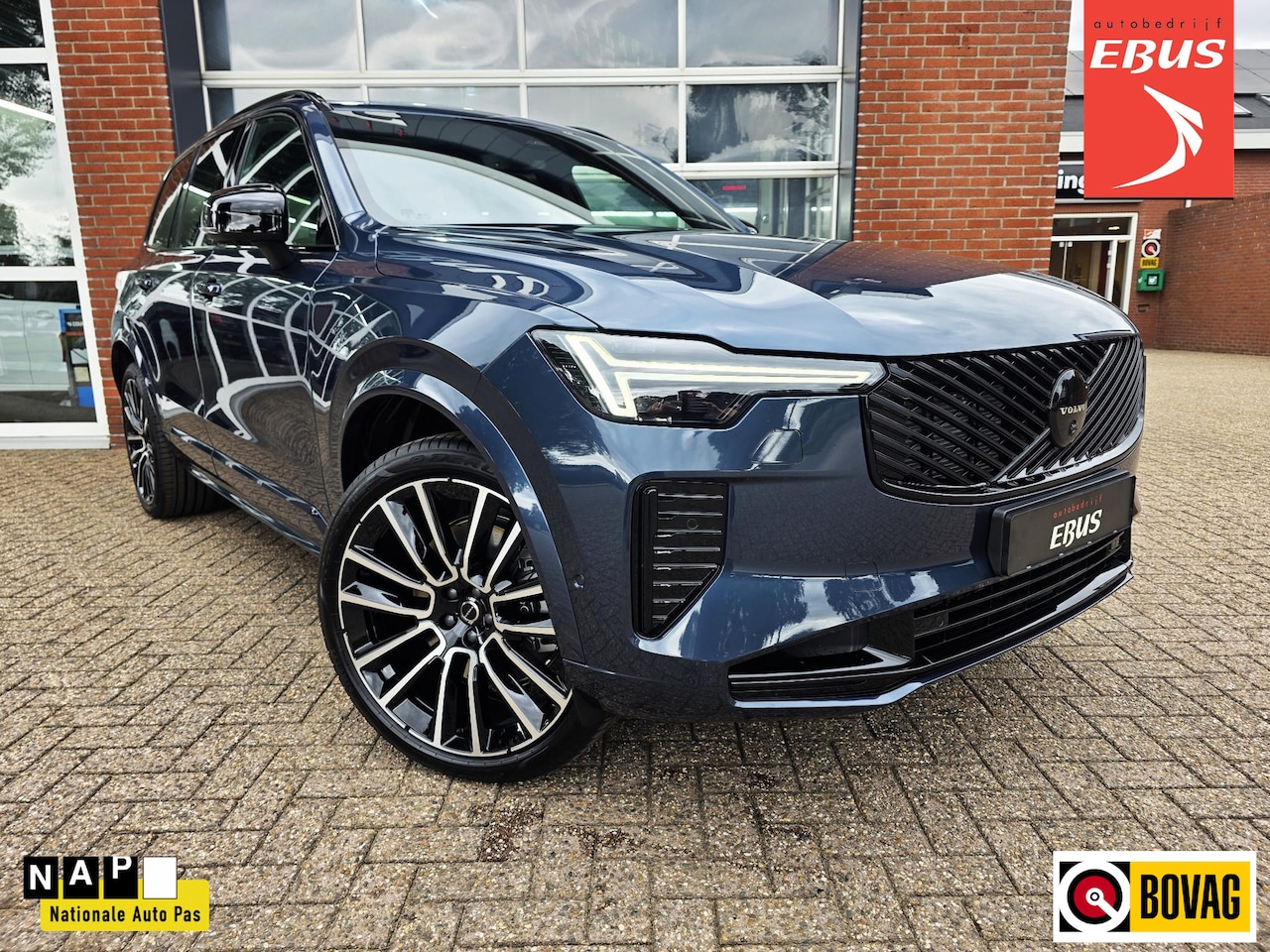 Volvo XC90 - 2.0 T8 Plug-in hybrid AWD Ultra Dark Exec. Ed. 2.0 T8 Plug-in hybrid AWD Ultra Dark Exec. Ed. - AutoWereld.nl