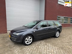 Ford Focus Wagon - 1.6-16V Automaat Airco Cruise Trekhaak