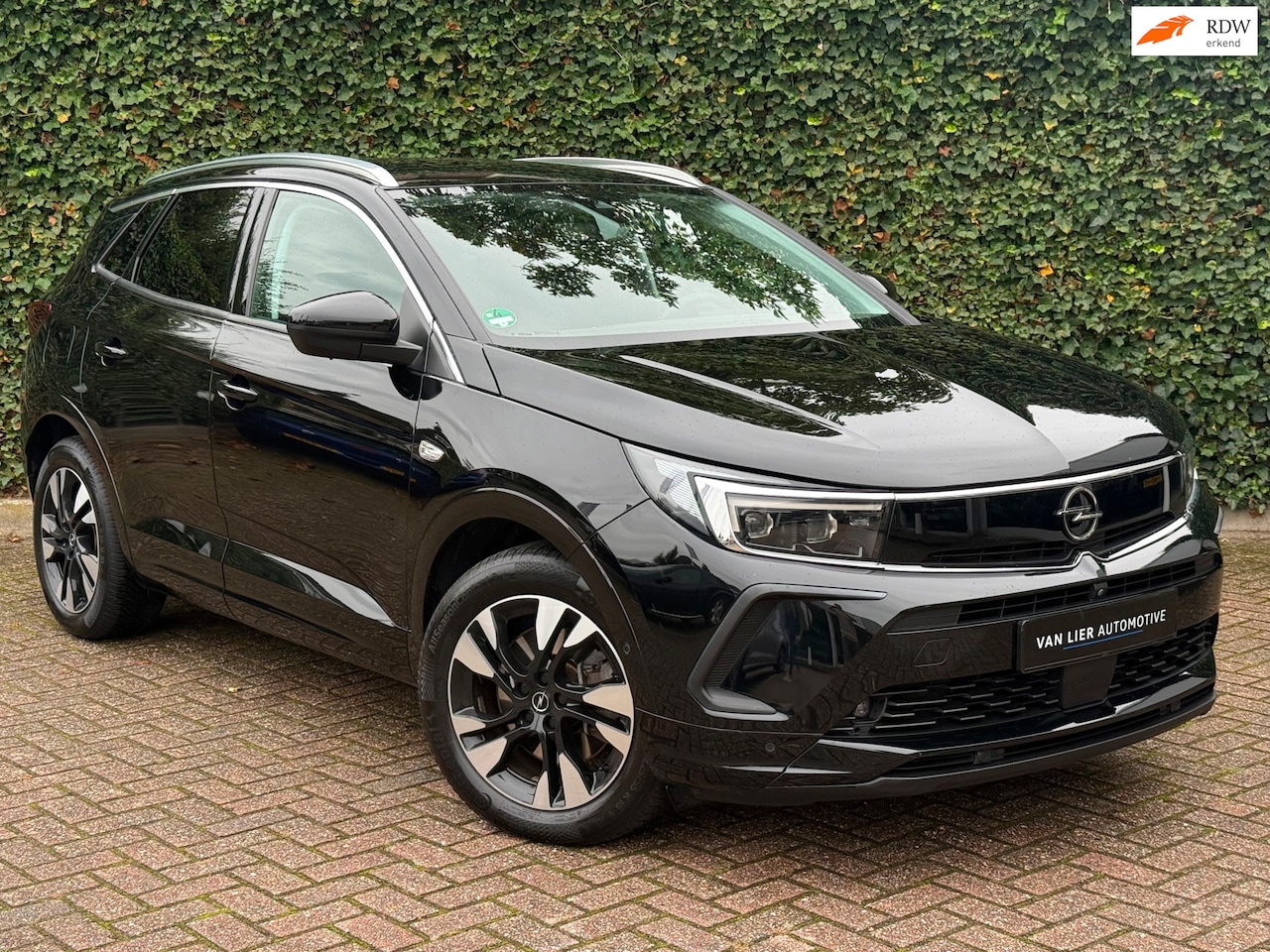 Opel Grandland - 1.6 Turbo Plug-In Hybrid | SOH 95% | Leder | Camera | ACC - AutoWereld.nl