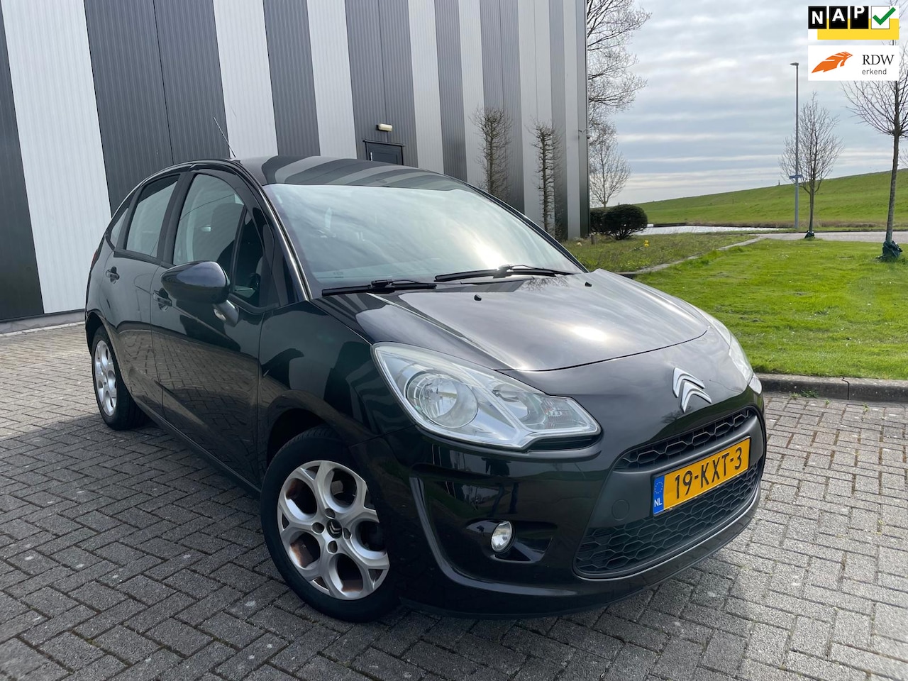 Citroën C3 - 1.4 Ligne Business Nw APK-Pano-Clima-Cruise-Pdc-Lmv - AutoWereld.nl