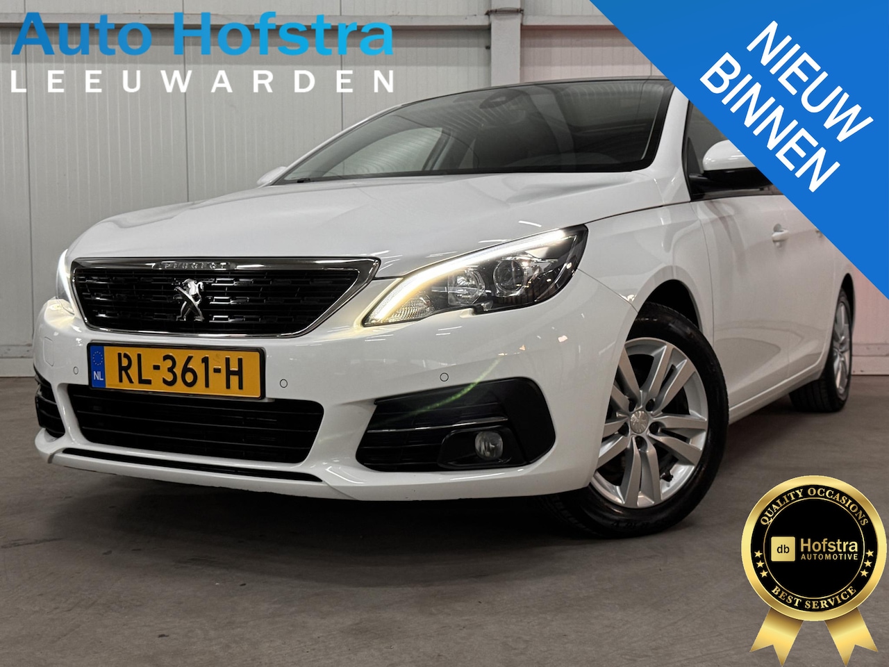 Peugeot 308 SW - 1.2 PureTech Blue Lease Executive DB-RIEM-VERV. PANODAK CARPLAY TREKHAAK PDC LMV - AutoWereld.nl