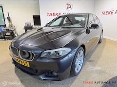 BMW 5-serie - 520i M-PAKKET/AUT/CLIMA/CRUISE/TREKHAAK/NAP/1EIG