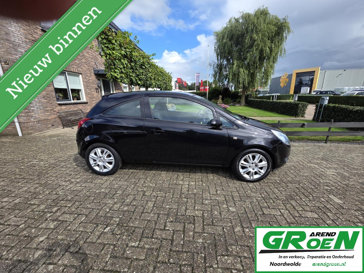 Opel Corsa - 1.2-16V Business airco apk sept 2027 - AutoWereld.nl