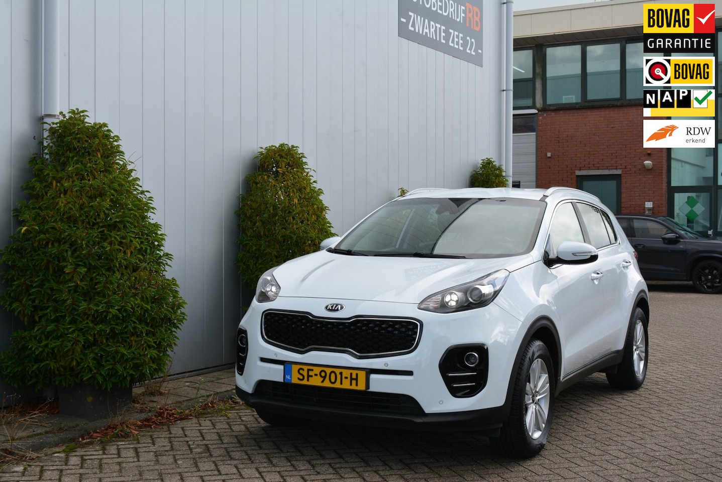 Kia Sportage - 1.6 GDI Design Edition Leer, Camera, Cruise, Apple Carplay, Stoelverwarming, 17'' - AutoWereld.nl