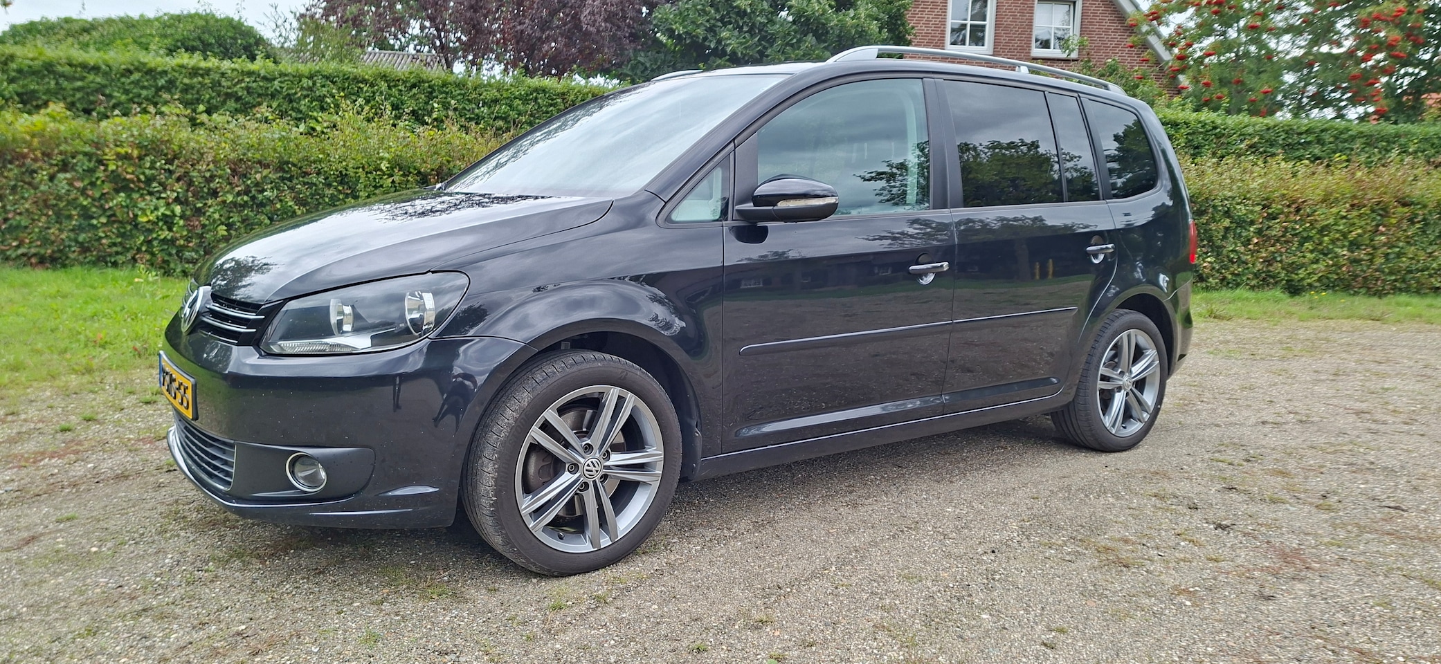 Volkswagen Touran - 2.0 TDI Comfortline BlueMotion - AutoWereld.nl