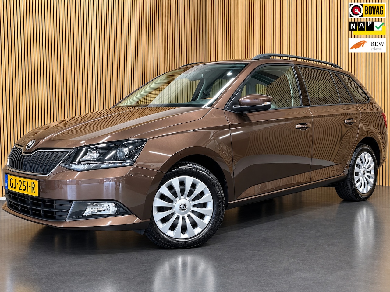 Skoda Fabia Combi - 1.2 TSI First Edition Style|TREKHAAK|STOELVERW.|START/STOP|CRUISE + CLIMATE CONTROL|PDC-V+ - AutoWereld.nl