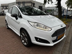 Ford Fiesta - 1.0 EcoBoost 5deurs Titanium Automaat ST-Line Airco, Stoelverwarming, Two Tone Zwart dak