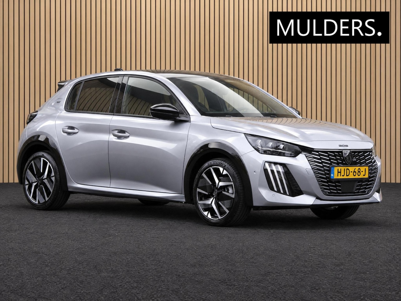 Peugeot 208 - 1.2 Hybrid 145 e-DCS6 GT | Navi / Camera / Climate - AutoWereld.nl