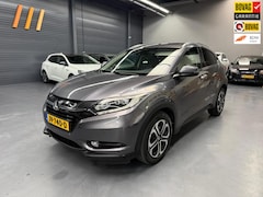 Honda HR-V - 1.5 i-VTEC Executive LED PANO CAMERA DEALER ONDERHOUDEN NAP NL AUTO