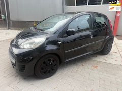 Peugeot 107 - 1.0-12V Urban Move