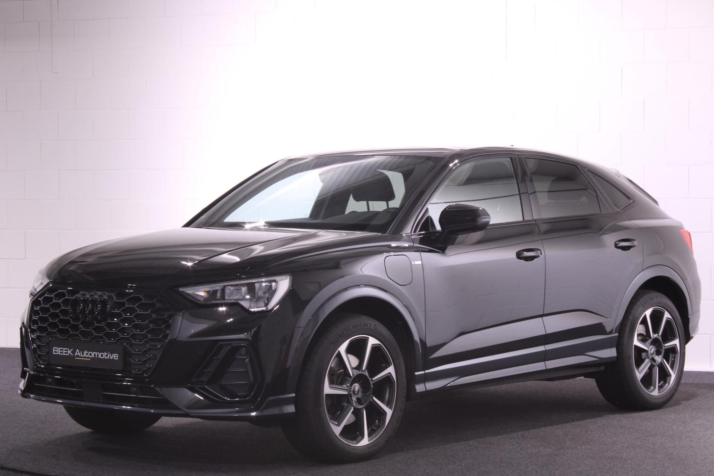 Audi Q3 Sportback - 45 TFSIe S Edition | PANO | 360CAM | STOELVERWARMING | - AutoWereld.nl