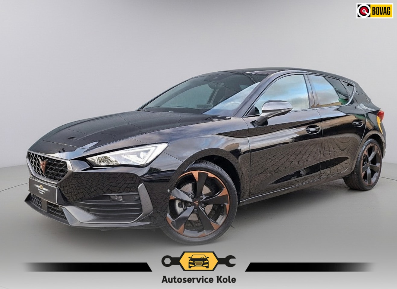 CUPRA Leon - 1.5 eTSI Business Intense * Navigatiesysteem * Elektrische stoelen met memory * Parkeercam - AutoWereld.nl