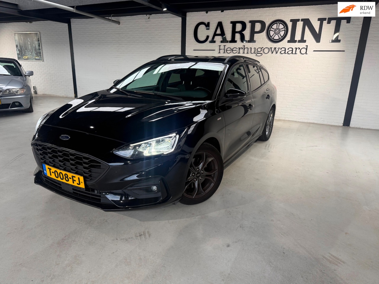 Ford Focus Wagon - 1.5 EcoBoost Active Business ST Line 2020 Camera Cruise Deal O.H Trekhaak Navi Parkpilot - AutoWereld.nl