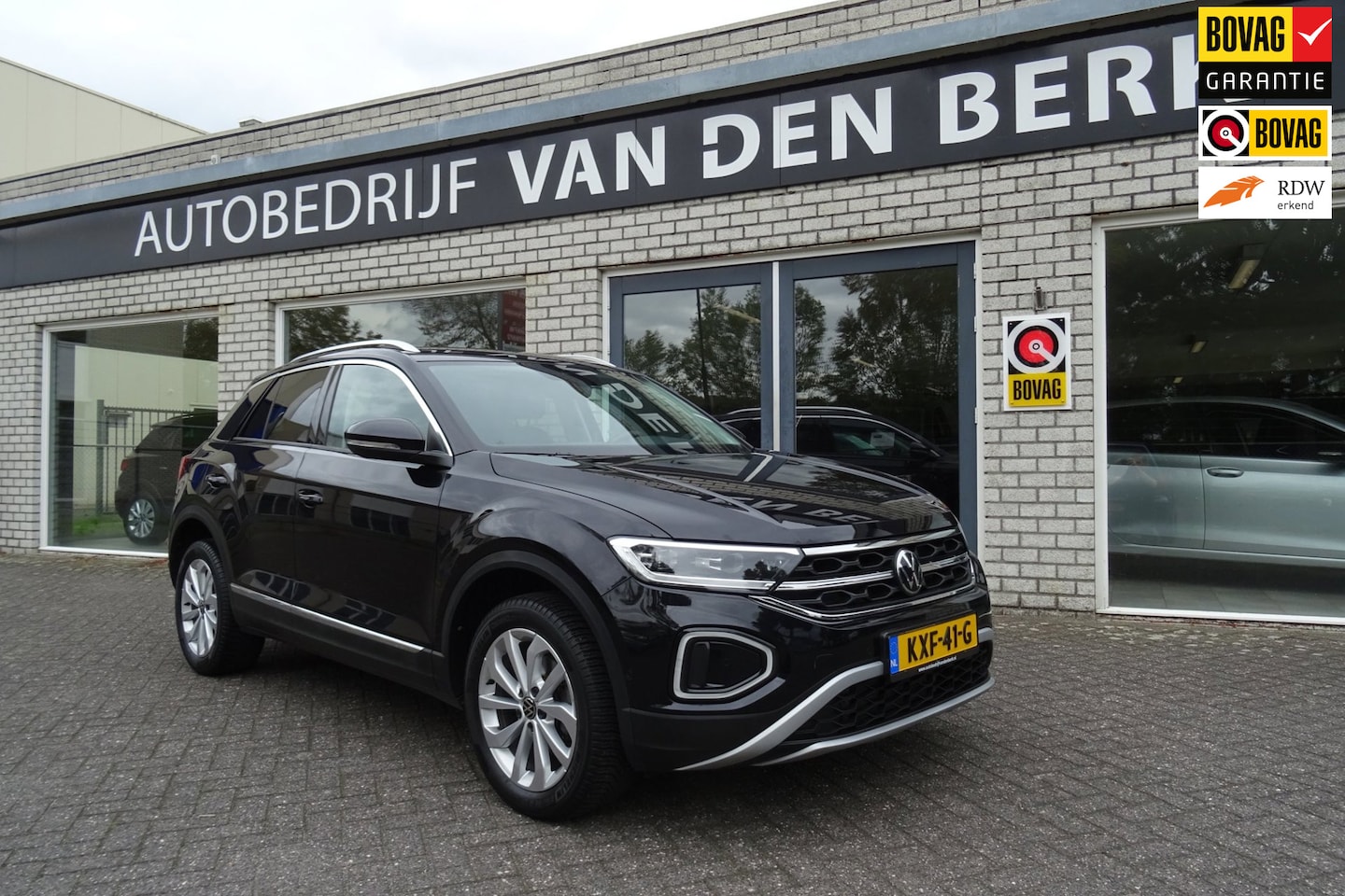 Volkswagen T-Roc - 1.5 TSI ACT Style DSG / Nw model / Digitaal dachbord / Trekhaak - AutoWereld.nl
