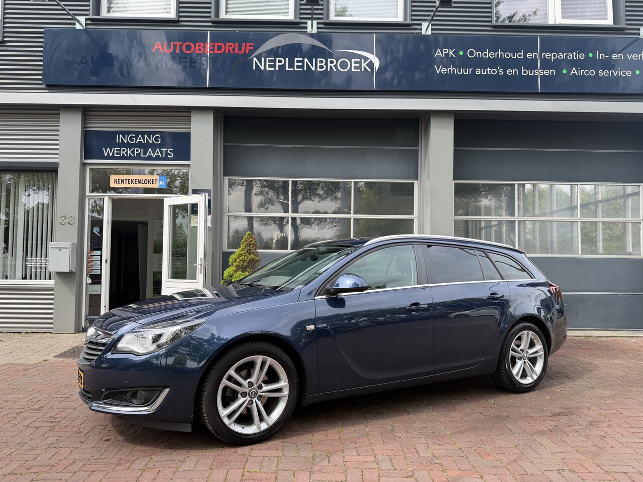 Opel Insignia Sports Tourer - 1.4 T EcoFLEX Business+ Bj 2013 Km 174.000 Nap 2e eigen 141pk dealer onderhouden !! - AutoWereld.nl