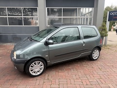 Renault Twingo - 1.2 Authentique Schuifdak, Airco, Cv, Radio/cd, Trekhaak Bj 2007 apk 09-2027