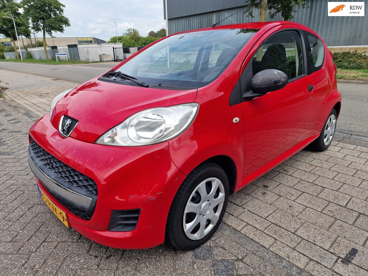 Peugeot 107 - 1.0-12V XR 1.0-12V XR, Apk, Nap, Goed rijdend, Inruil mogelijk. - AutoWereld.nl