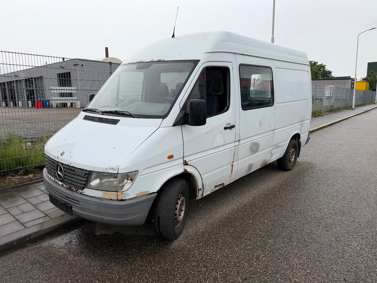 Mercedes-Benz Sprinter - 210 D lang/hoog 2.9D +31641468730 - AutoWereld.nl
