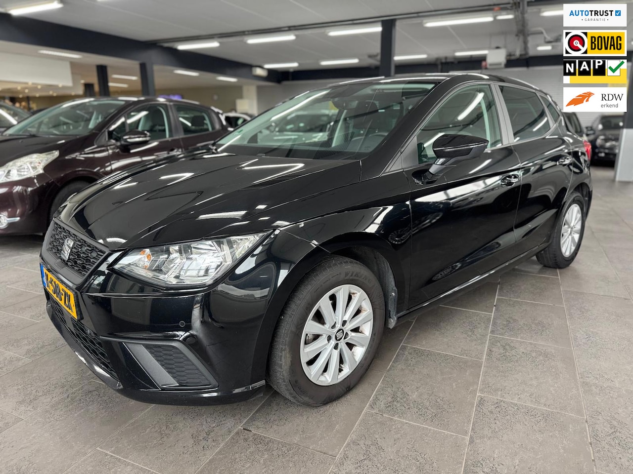 SEAT Ibiza - 1.0 TSI Style Business Intense camera clima navi distronic cruise controle lm-velgen parke - AutoWereld.nl