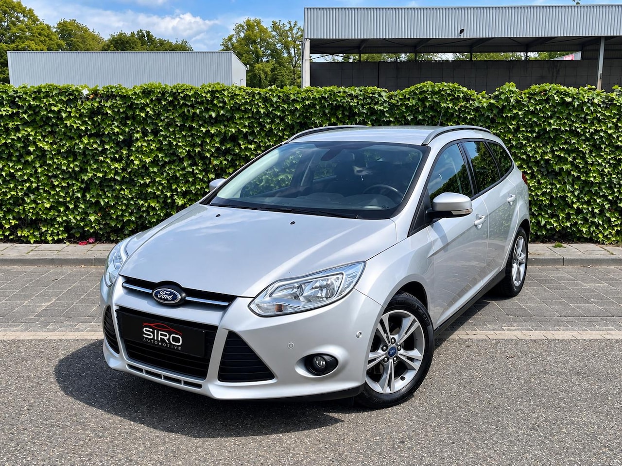 Ford Focus Wagon - 1.0 EcoBoost * Airco * 146DKM! * Nieuwe Distr.riem * Garantie - AutoWereld.nl