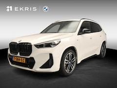 BMW iX1 - xDrive30 M-Sportpakket | LED | Leder | Navigatie | Schuifdak | Sportstoelen | DAB | Harman