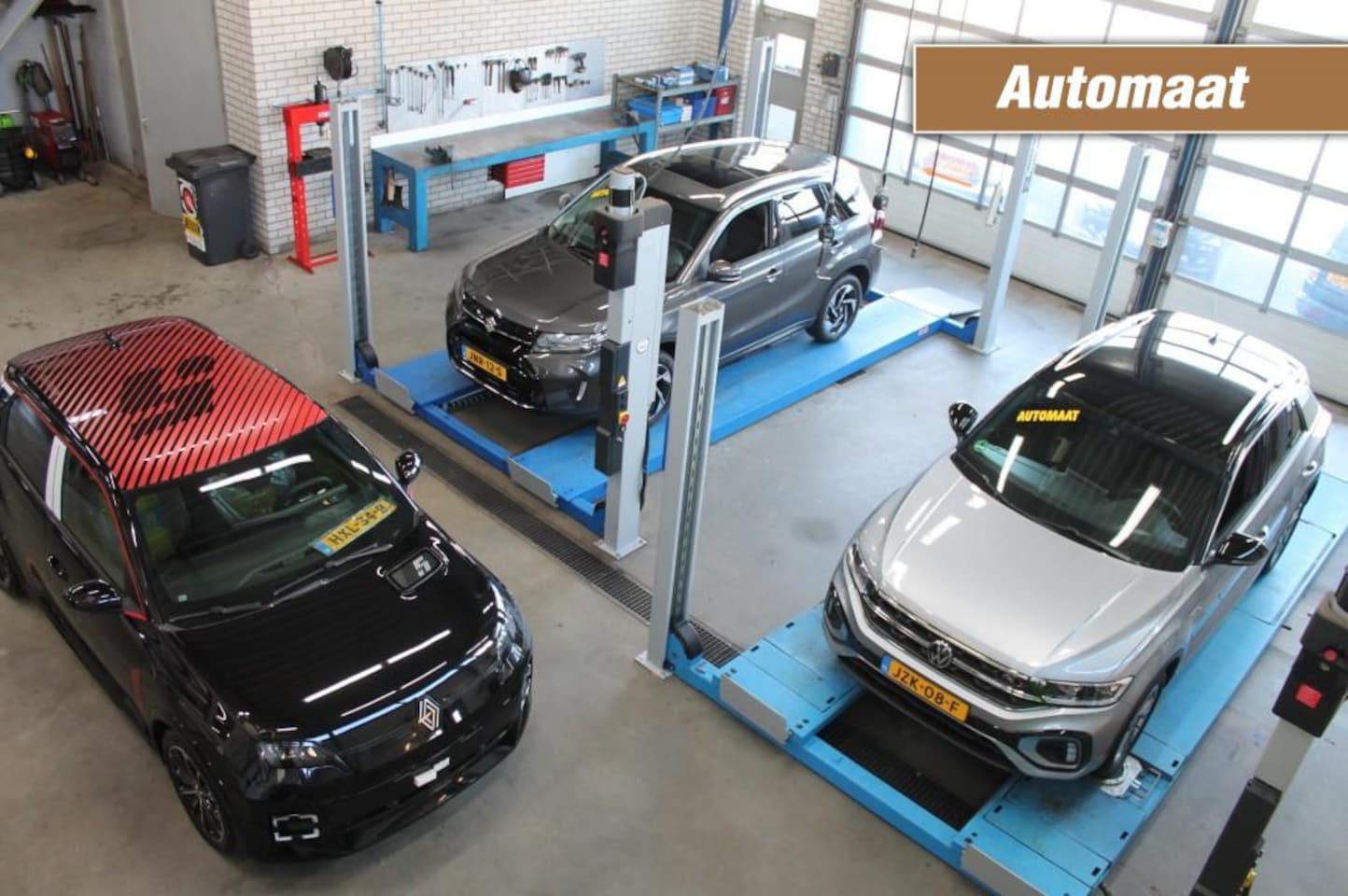 Toyota RAV4 - 2.5 HYBRID AWD EXECUTIVE Trekhaak / Leder / Schuif/kantel dak / A. klep elctr. - AutoWereld.nl