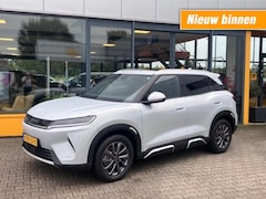 BYD Atto 2 - 1.5 DM-i Boost - Panoramadak - leer - 360 camera - verw. stoelen/stuur - rijklaar