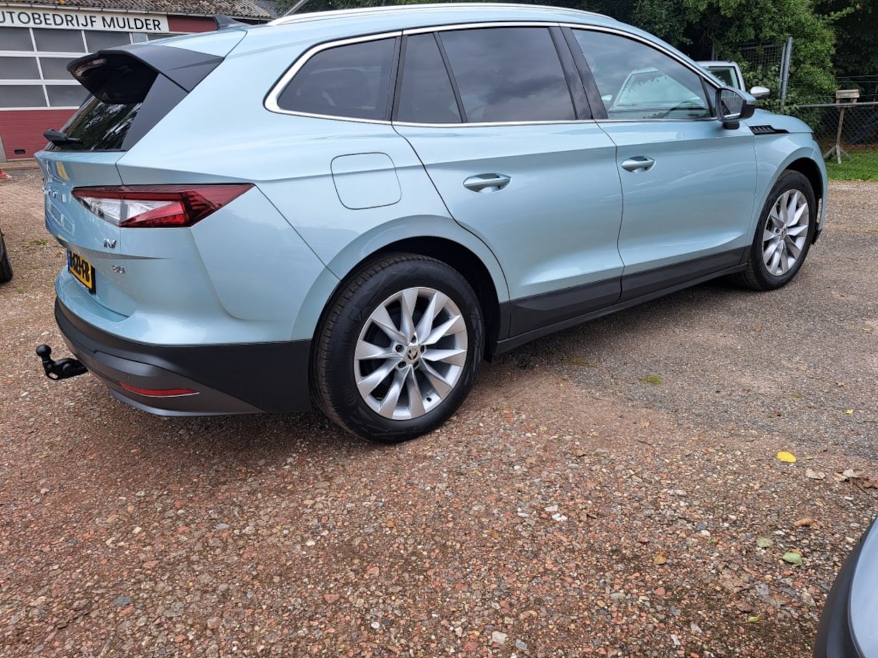 Skoda Enyaq - iV 80 204 Pk 1/2 Leder Apple carplay, Trekhaak, SOH 92% - AutoWereld.nl