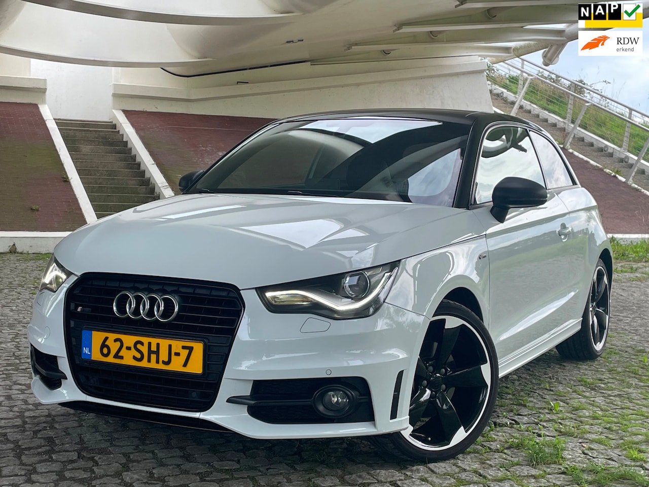 Audi A1 - 1.4 TFSI S-Line 185 PK Automaat Panorama Leder - AutoWereld.nl