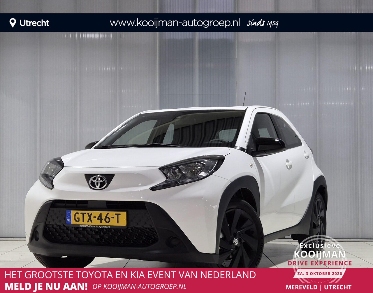 Toyota Aygo X - 1.0 VVT-i MT Play 18'' LM Velgen  , Apple carplay/anroid auto , adaptieve cruise control , - AutoWereld.nl