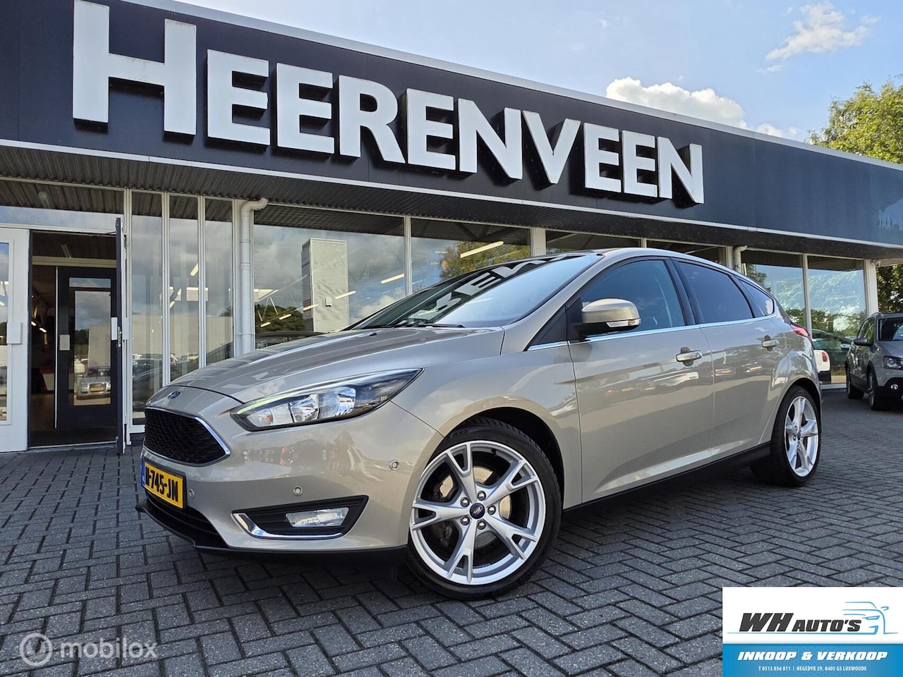 Ford Focus - 1.5 Titanium Edition | Cam | Trekhaak| Navi - AutoWereld.nl