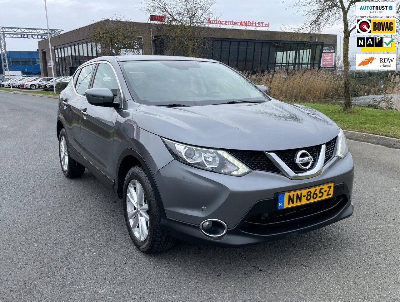 Nissan Qashqai - 1.2 Acenta 1.2 Acenta, Trekhaak, Navi, Cruise/Climate control, Elektr ramen, Bluetooth, Pdc, 2e eig a - AutoWereld.nl
