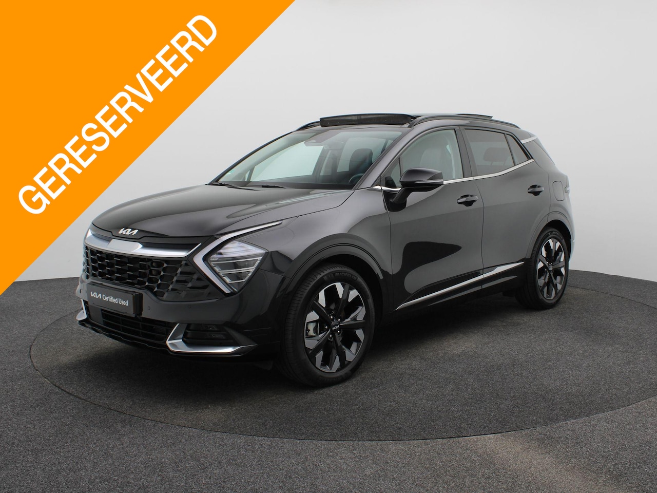 Kia Sportage - 1.6 T-GDi Plug-in Hybrid AWD DynamicPlusLine | Panoramadak | Stoel en Stuurwielverwarming - AutoWereld.nl