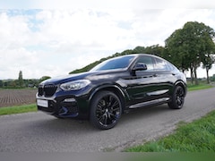 BMW X4 - xDrive20i High Executive M-Sport / Panoramadak / Stuurverwarming / Stoelverwarming / Camer