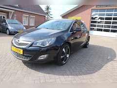 Opel Astra - 1.4 Turbo Cosmo trekhaak