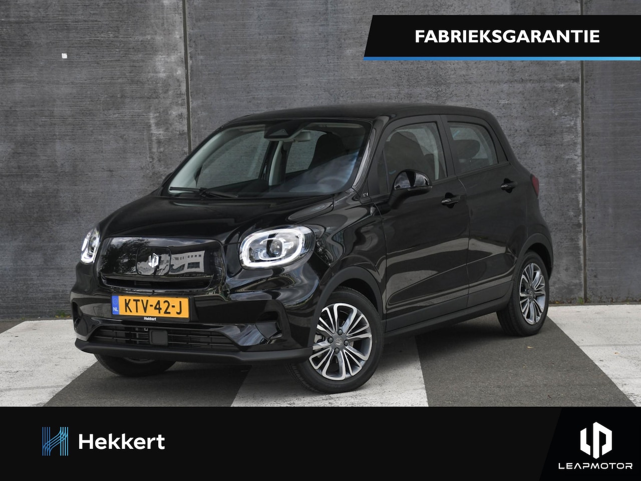 Leapmotor T03 - Design 37.3kWh 95pk Automaat NAVI | CAMERA | DAB | PANO-DAK | 15''LM | DODE HOEK - AutoWereld.nl