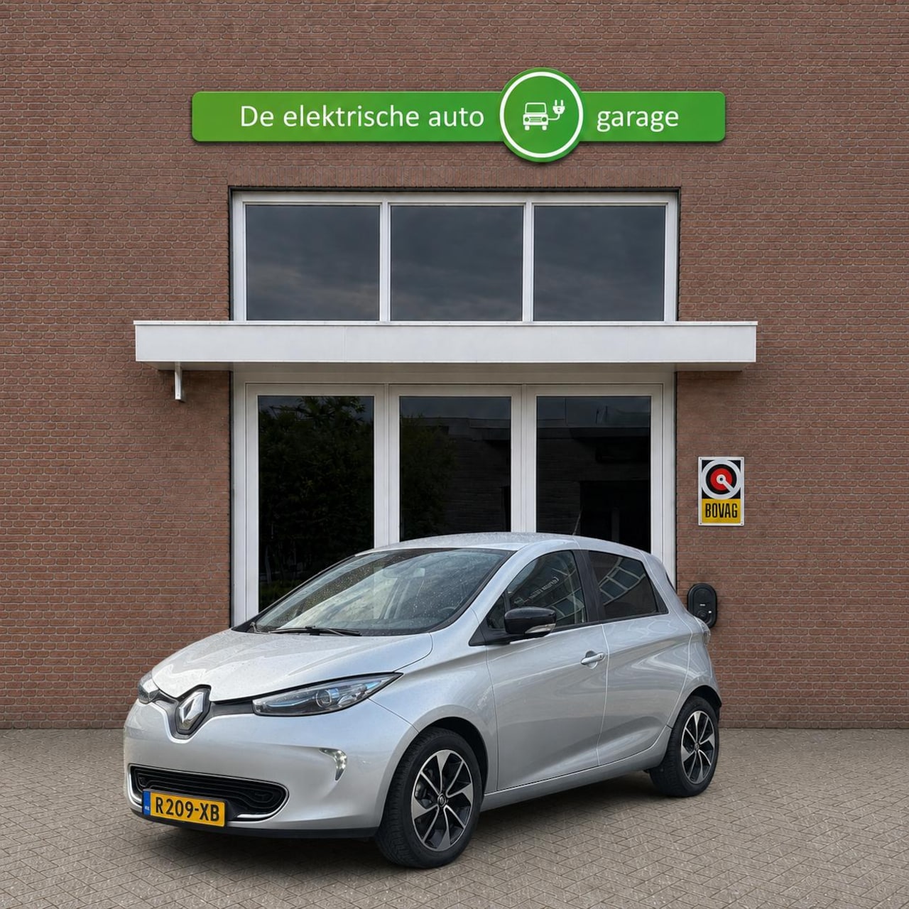 Renault Zoe - R110 Intens 41 kWh (ex Accu) | PDC Achter | Cruise Control | - AutoWereld.nl