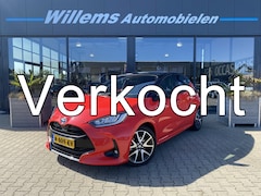Toyota Yaris - 1.5 Hybrid Executive Panoramadak, Winterpakket & Camera