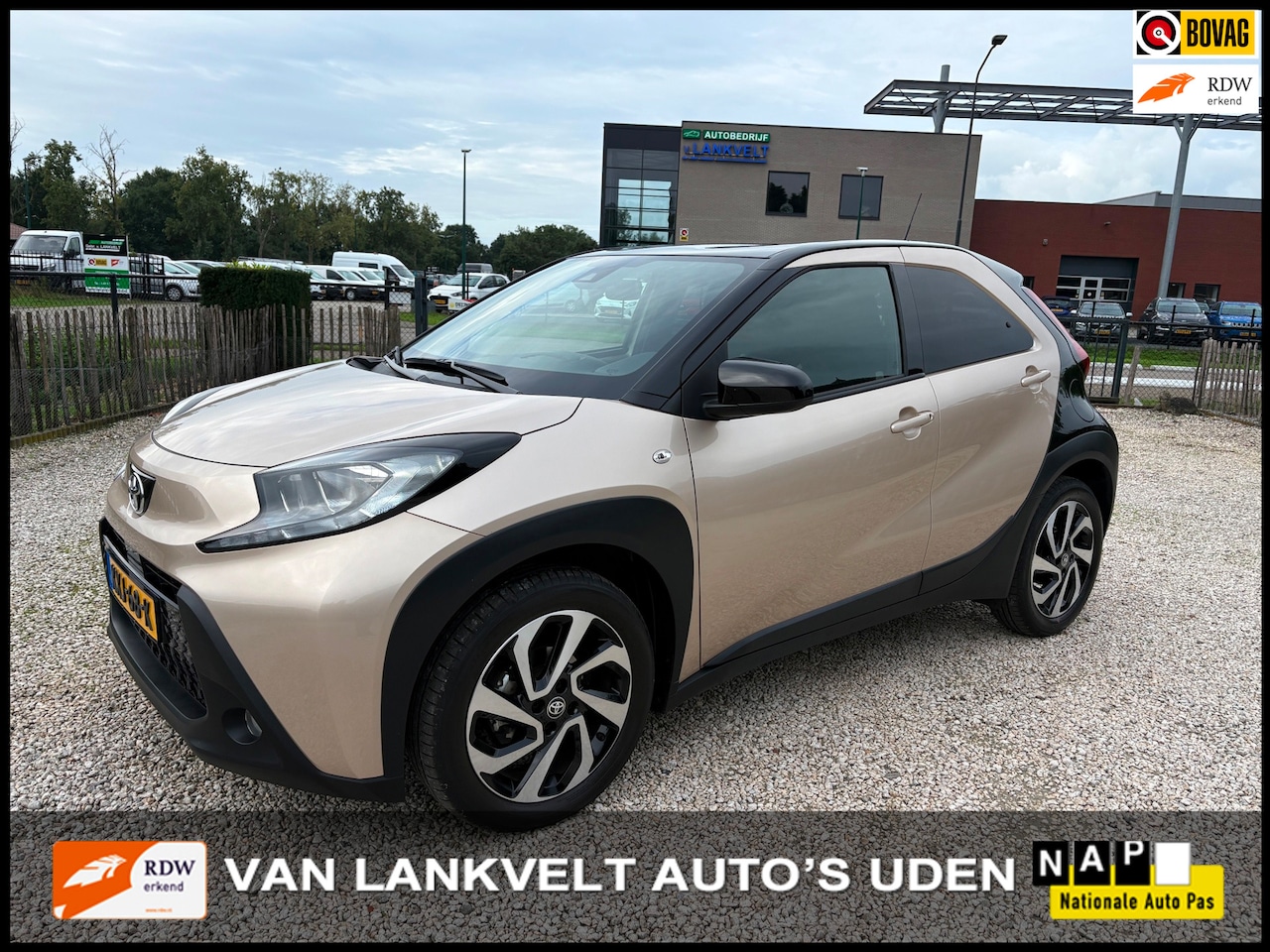 Toyota Aygo X - 1.0 VVT-i Play Camera, Adaptive, Carplay - AutoWereld.nl