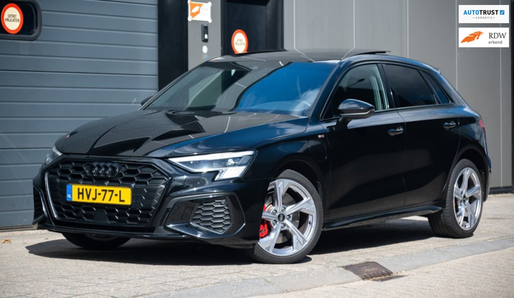 Audi A3 Sportback - 45 TFSI e S edition Competition|PANO - AutoWereld.nl