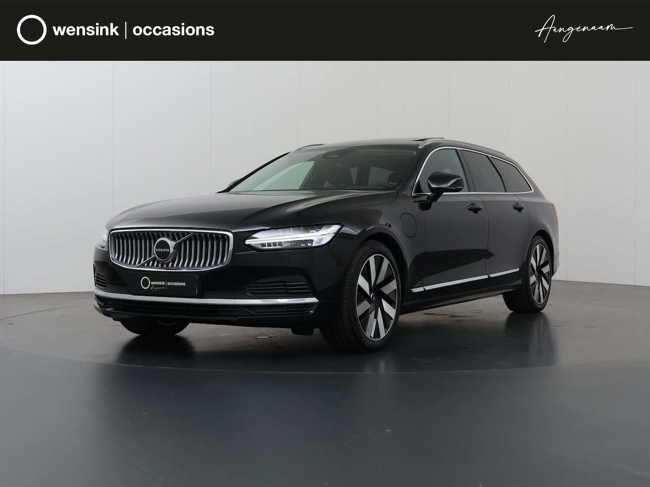 Volvo V90 - 2.0 T6 Plug-in hybrid AWD Plus Bright | Panoramadak | Trekhaak | Full Led Koplapen| Camera - AutoWereld.nl
