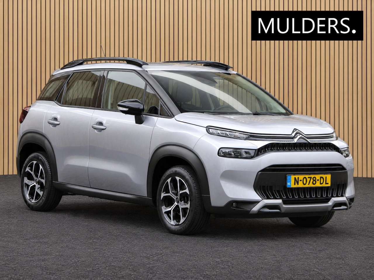 Citroën C3 Aircross - 1.2 PureTech Shine | Navi / Camera / Climate - AutoWereld.nl