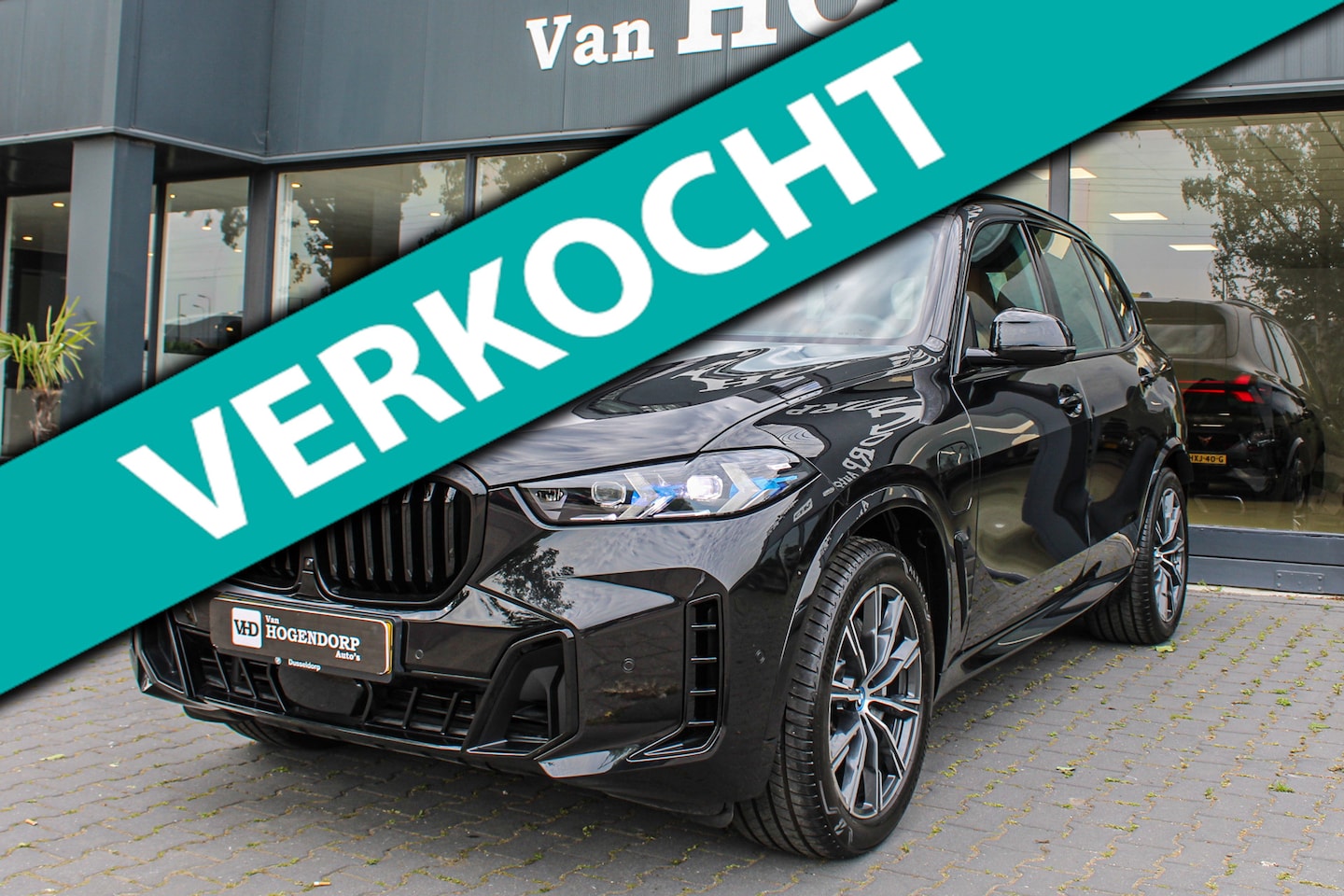 BMW X5 - XDrive50e M-Sport PANO LASER HUD ACTIVE STEERING BTW - AutoWereld.nl